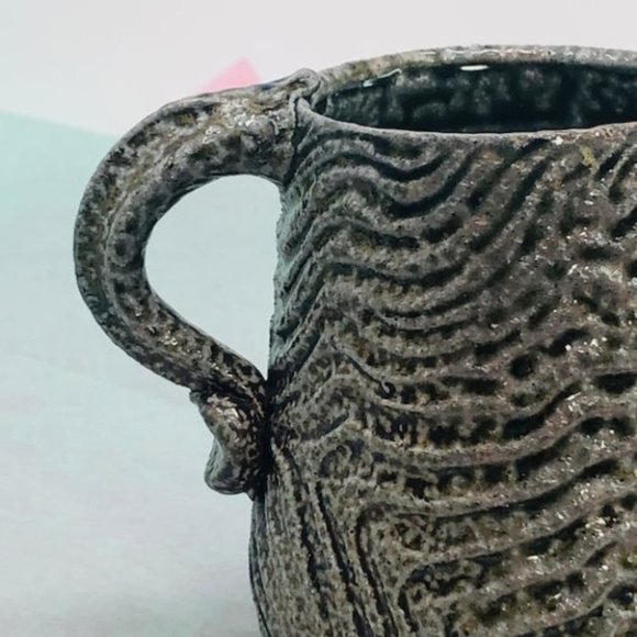 Wheel thrown  Handmade Fully Carved Mug, The Carved Represent Finger Prints - Picture 8 of 10